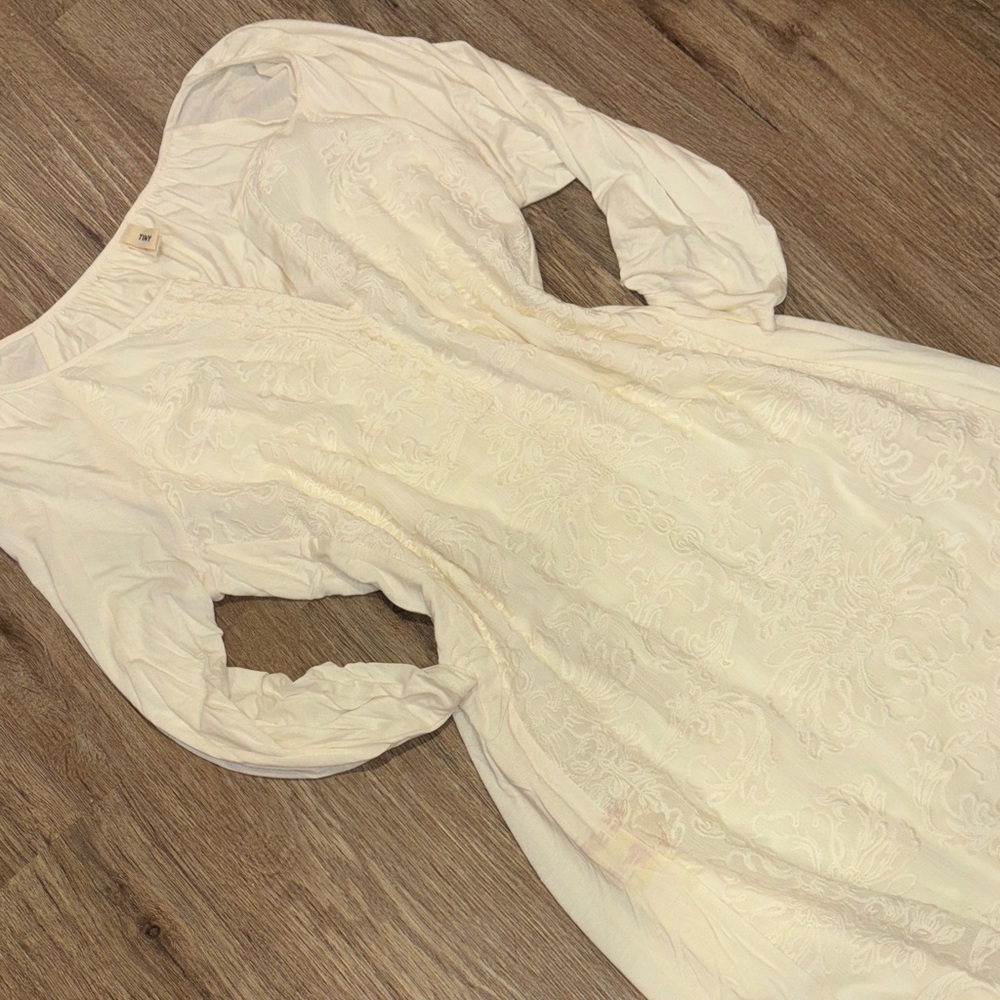 Elegant Cream Long-Sleeve Dress
